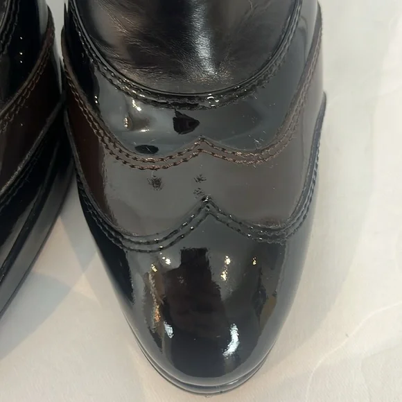 Hogan Patent Leather Heel Ankle Boots - Picture 7 of 17